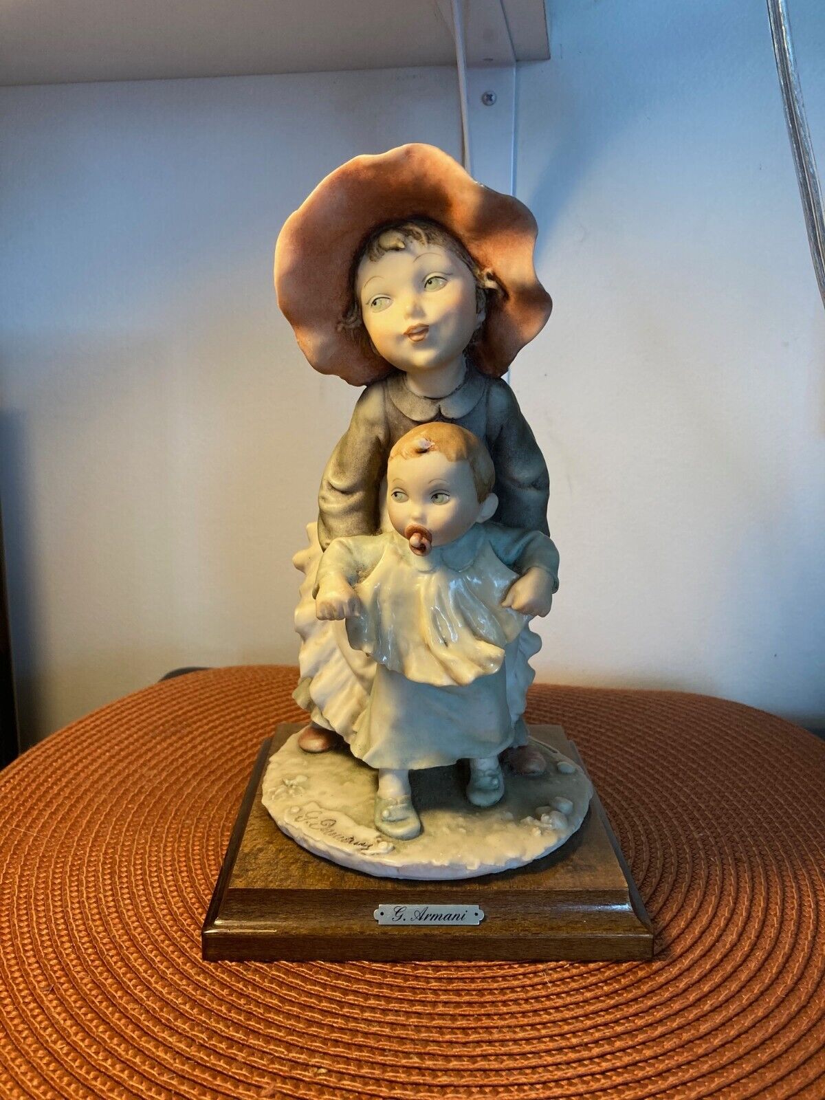VINTAGE G.ARMANI (GIRL & BABY) 1982  5X9" FIGURINE ITALY AS IS