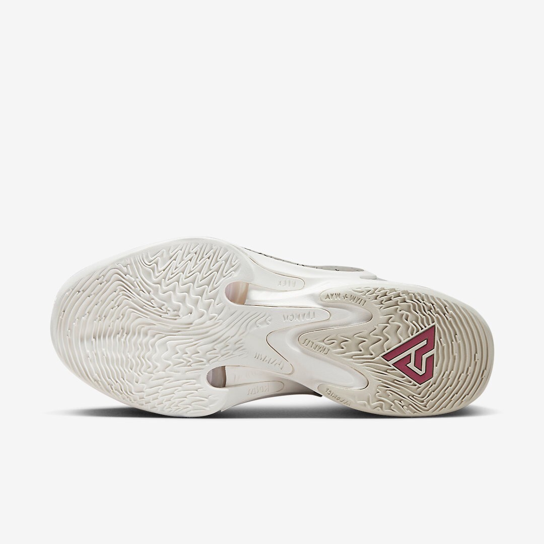 Nike Zoom Freak 4 DJ6149 002 Bone Fossil Sail Beet GOLD Men Nike Zoom Freak 4 DJ6149 002 Bone Fossil Sail Beet GOLD Men
