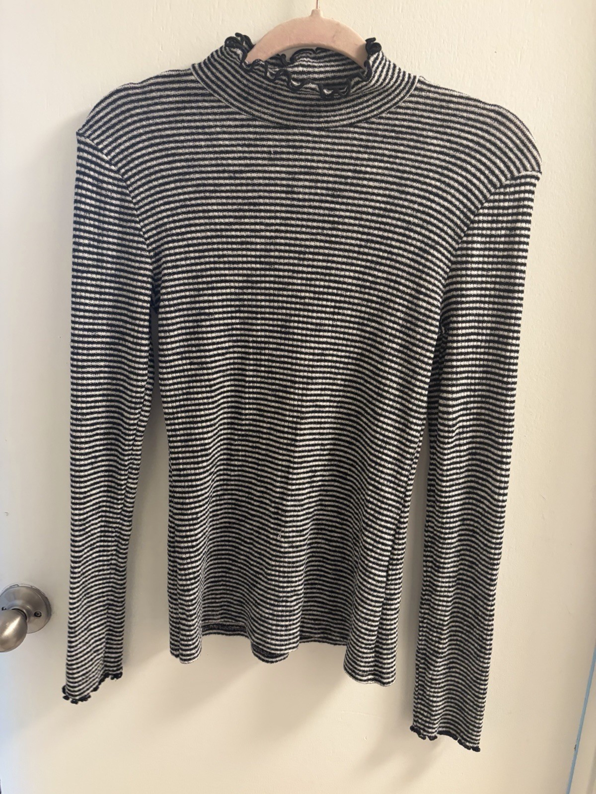 Abercrombie & Fitch Striped Mock Neck Lettuce Edge Top Size S