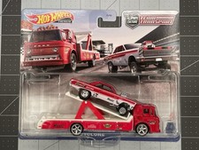 Hot Wheels Team Transport #28 '65 Mercury Comet Cyclone & Ford C-800
