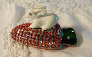 Crystal Bunny Rabbit Trinket Box w/ Bunny Baby Pin inside Signed Work of Art