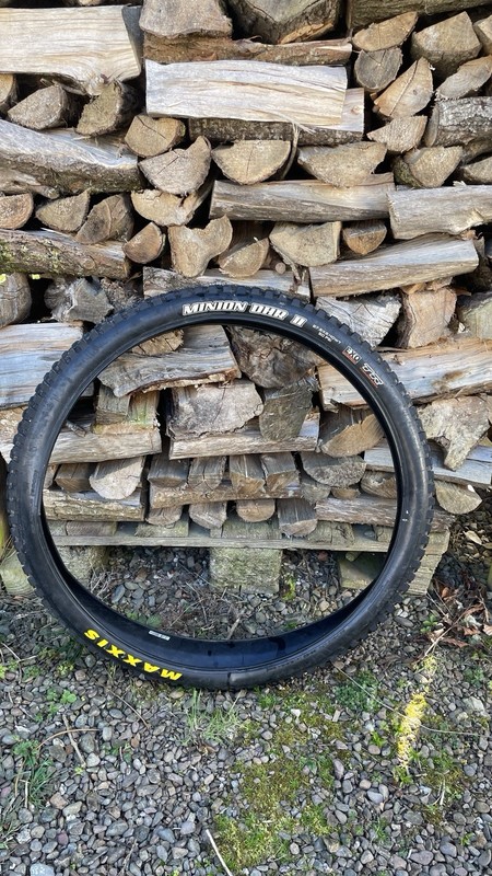 Maxxis Minion DHR2 27.5 x 2.40 inches WT Tyre