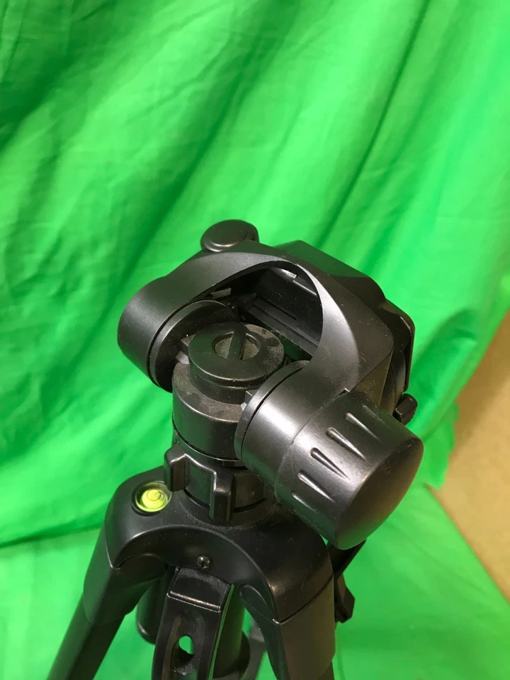 Trípode Weifeng WT-3520 con estuche Foto 4 de 4