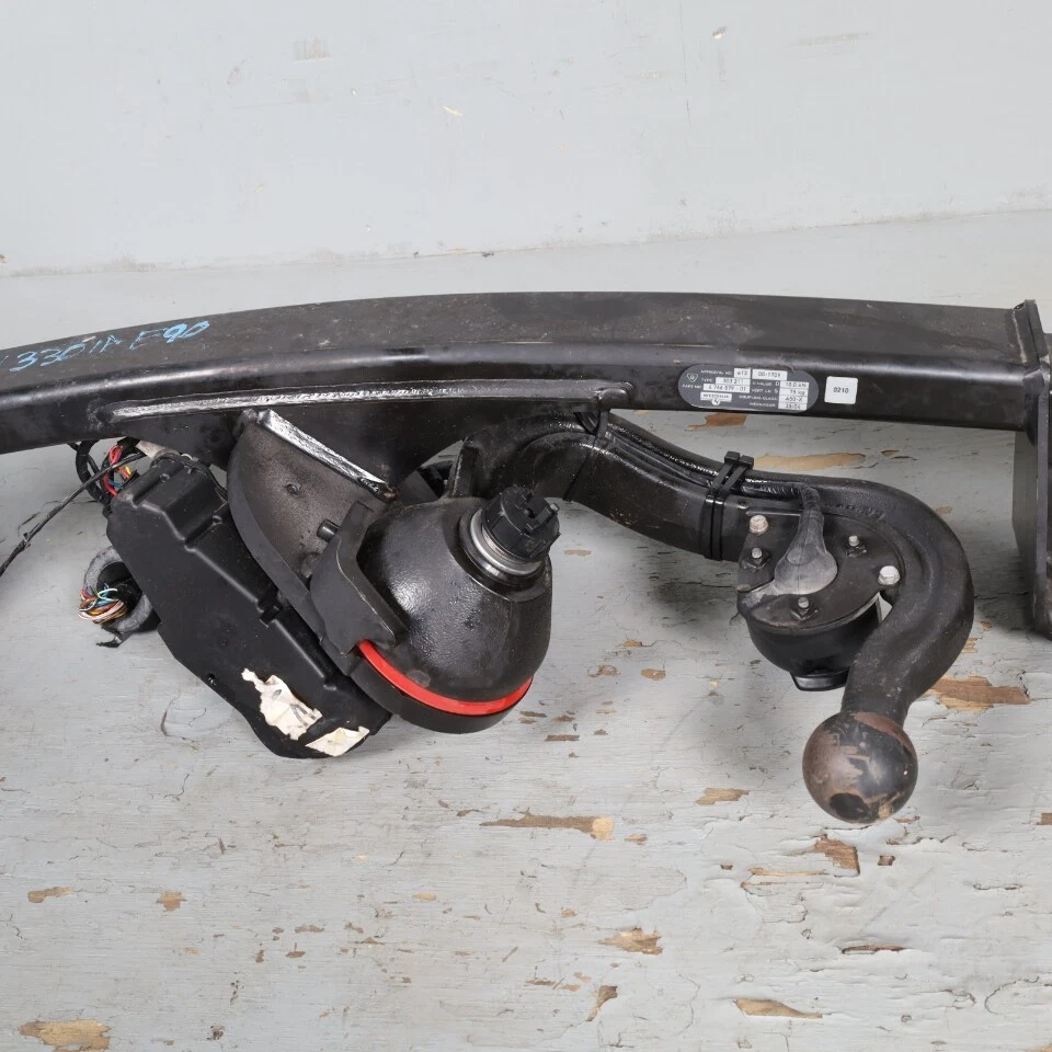 2001-2006 BMW 325i 330i Sedan Euro Westfalia Power Tow Hitch "Rare" 6766579 Used Foto 4 de 4