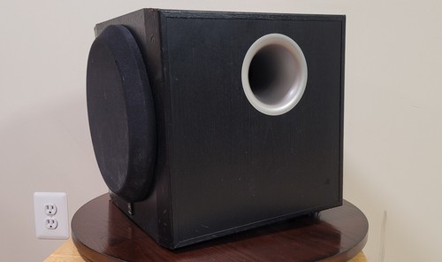 Yamaha YST-SW216 Powered Subwoofer. Getestet, funktioniert.