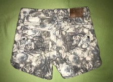 Deux par Deux Girls 8 Denim SHORTS Gray Floral Stretch 3" inseam