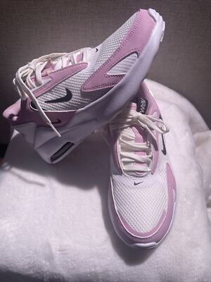 womens nike airmax bolt