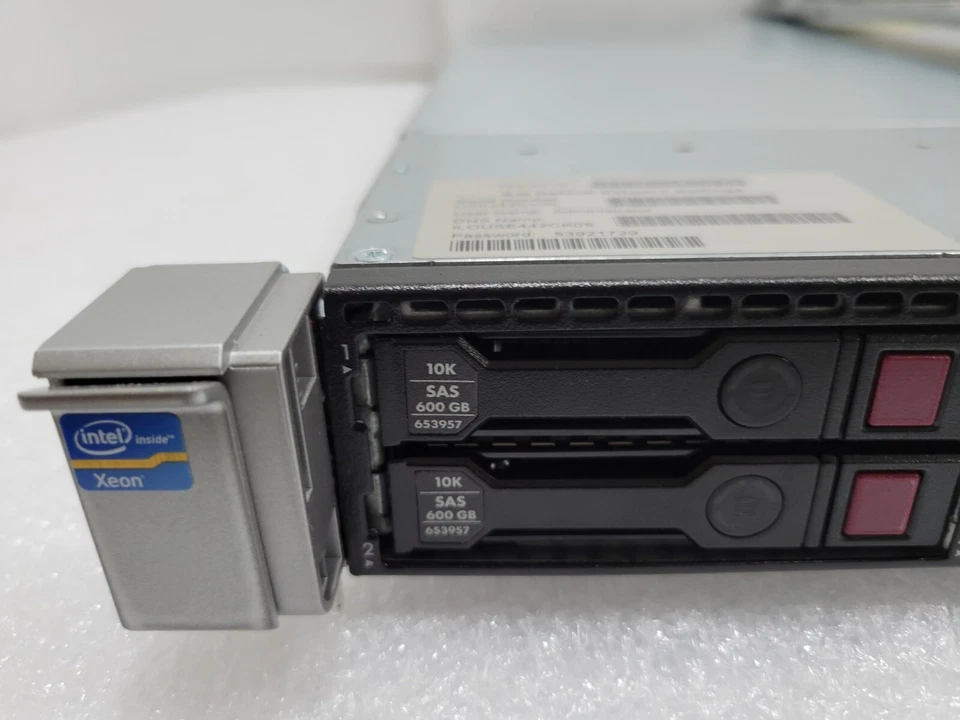 HP Proliant DL360p Gen 8 Xeon E52609 2.40GHZ/2x4GB/4x600GB/DVD - Image 4 of 4