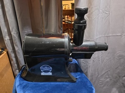 Champion G5-PG-710 Black Electric Commercial Juicer, Working Great