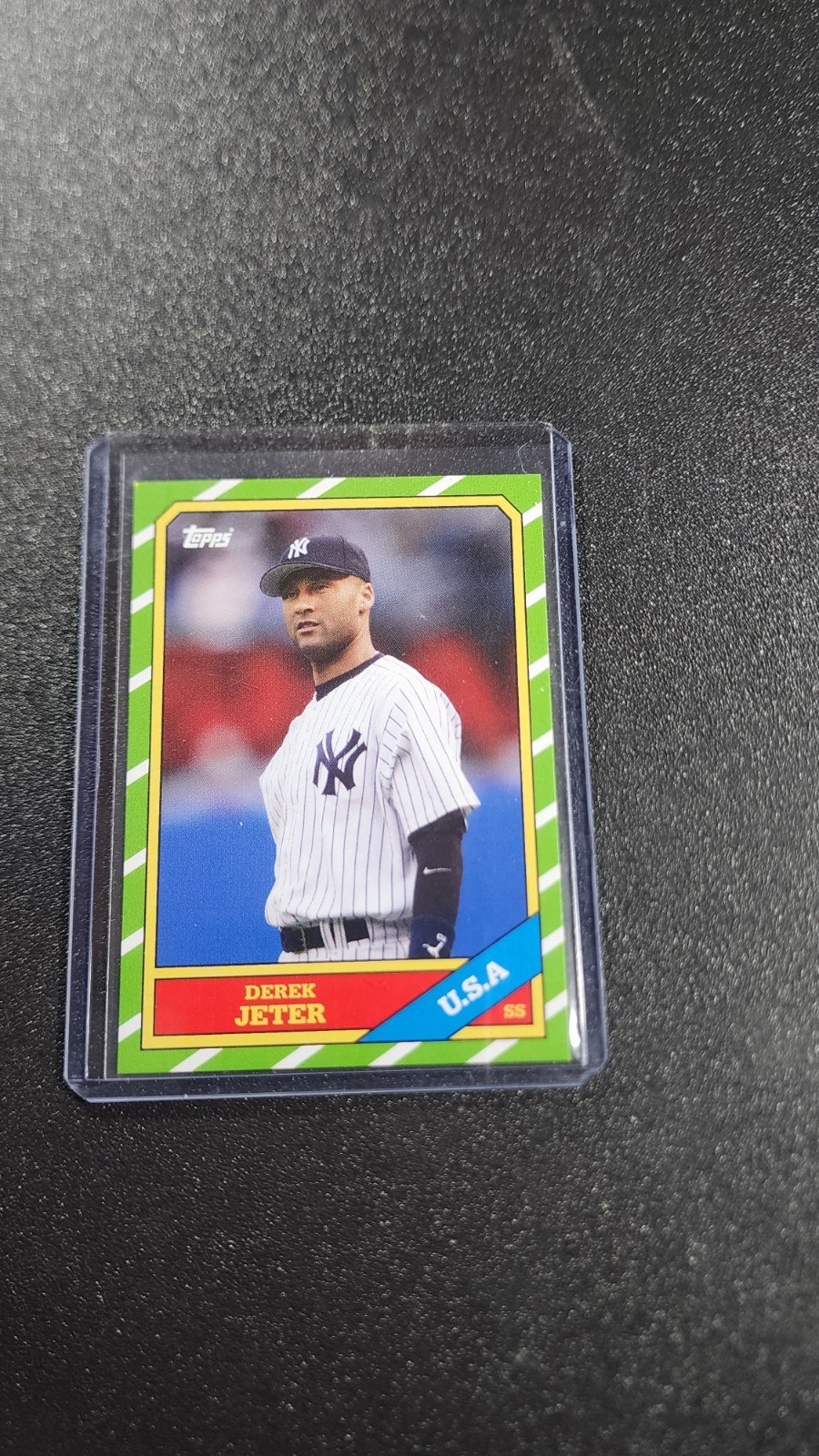 2017 Topps Throwback Thursday #TBT - 1986 Topps Football Design Derek Jeter #37