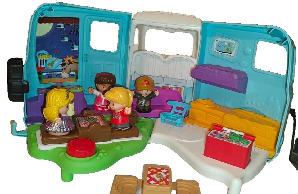 Fisher Price Little People Toy Story Country RV Camper - 4 Figures Farmer, Mia.. - Image 3 of 4
