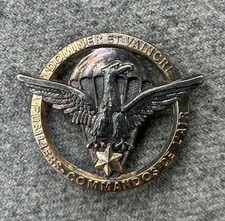 INSIGNE BÉRET DOMINER ET VAINCRE FUSILIERS COMMANDOS DE L’AIR GABON PARACHUTISTE