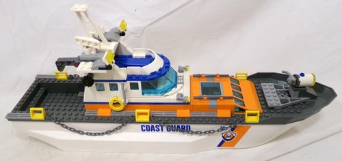 LEGO 2017 City 60167 Coast Guard Head Quarters Set Loose Incomplete - Picture 3 of 7