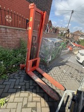 Manual Pallet Stacker 1000kg Capacity