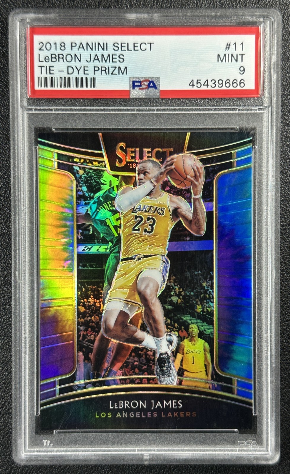 LEBRON JAMES PSA 9 2018-19 PANINI SELECT #11 TIE-DYE PRIZM CONCOURSE 12/25