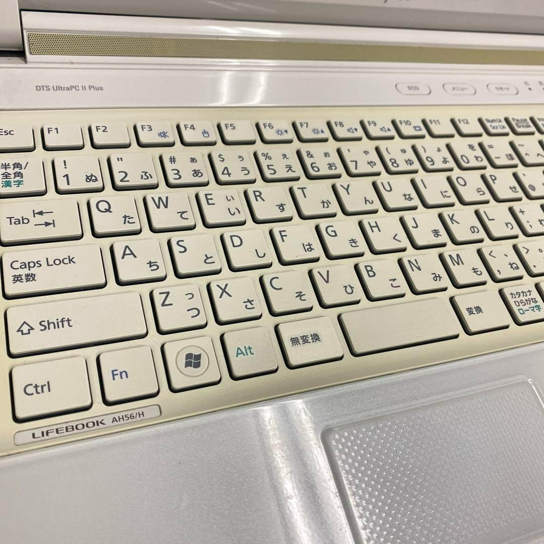 Fujitsu Lifebook AH56/H White Core i7-3610QM Windows11 RAM 8GB HDD