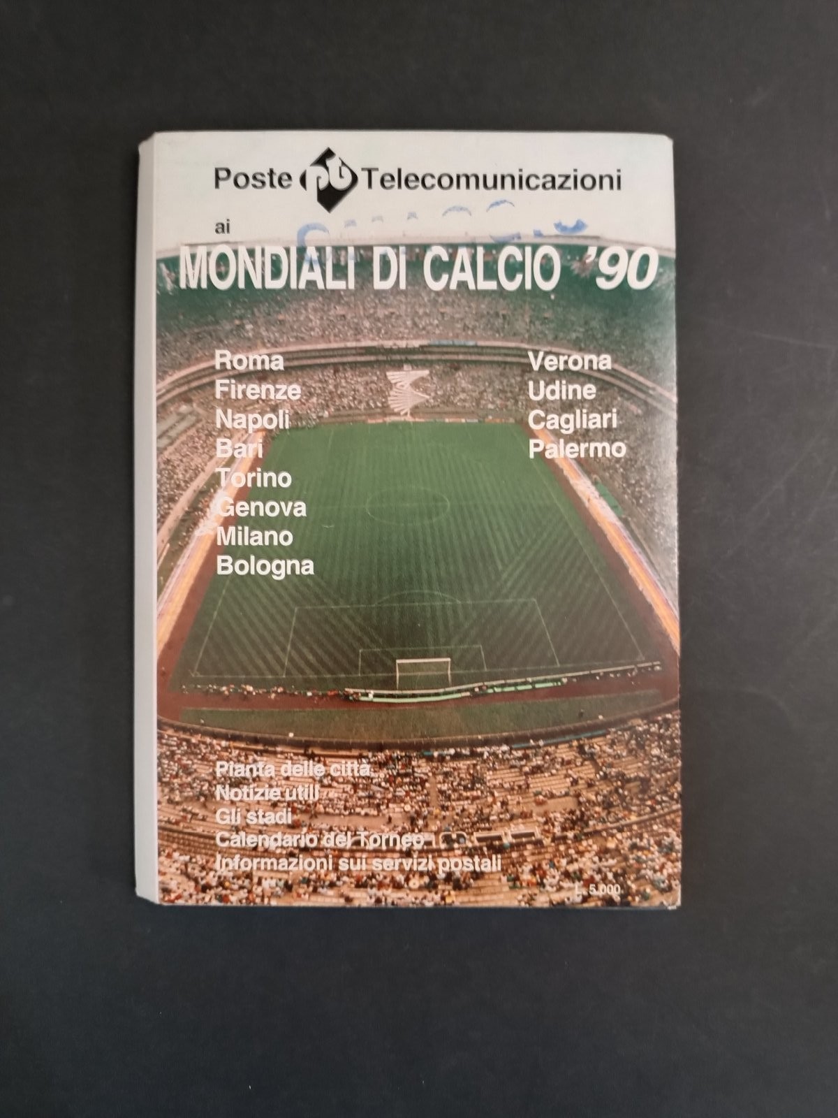 Libro POSTE E TELECOMUNICAZIONI AI MONDIALI DI CALCIO 1990 (incompleto)
