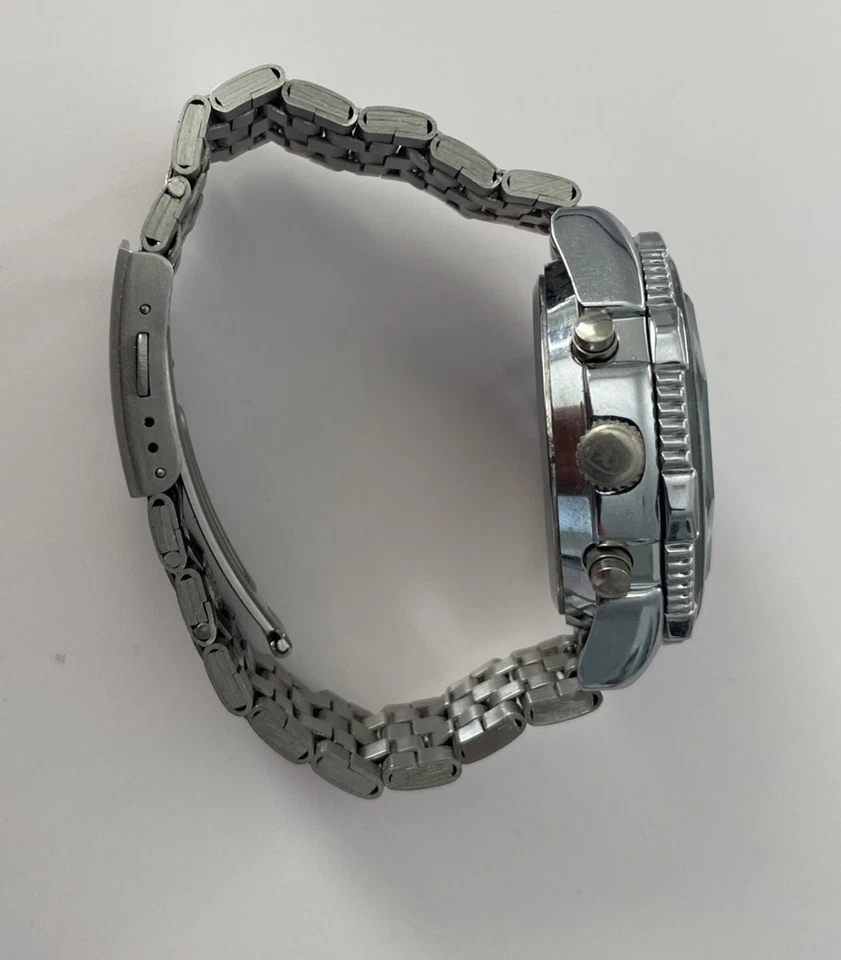 Reloj deportivo Shark DS012S movimiento de precisión resistente al agua (ver descripción) Foto 3 de 4