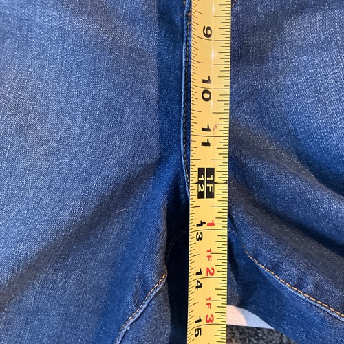 Style & Co Straight Leg Slimming Pocket Jeans Medium Wash Size 20W New - Picture 7 of 10
