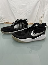 Nike Team Hustle Black Basketball Shoes Boys Size 7Y