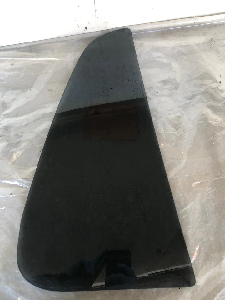 Mercedes Benz ML430 1998-2005 ventana de vidrio de ventilación trasera con controlador de tinte izquierdo OEM Foto 2 de 4