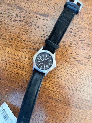 Columbia Women's Sports Watch CL-7011 Genuine Leather Band- New Battery NWT