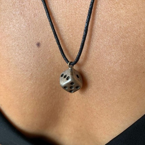 Dice silver Pendant necklace - 第 1/1 張圖片