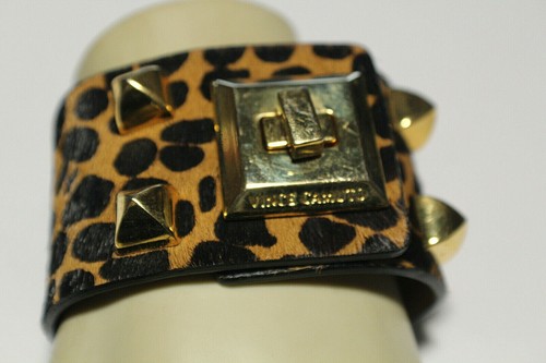 VINCE CAMUTO GOLDTONE LEOPARD PRINT ON LEATHER BRACELET, 1 3/4- 6 3/4"