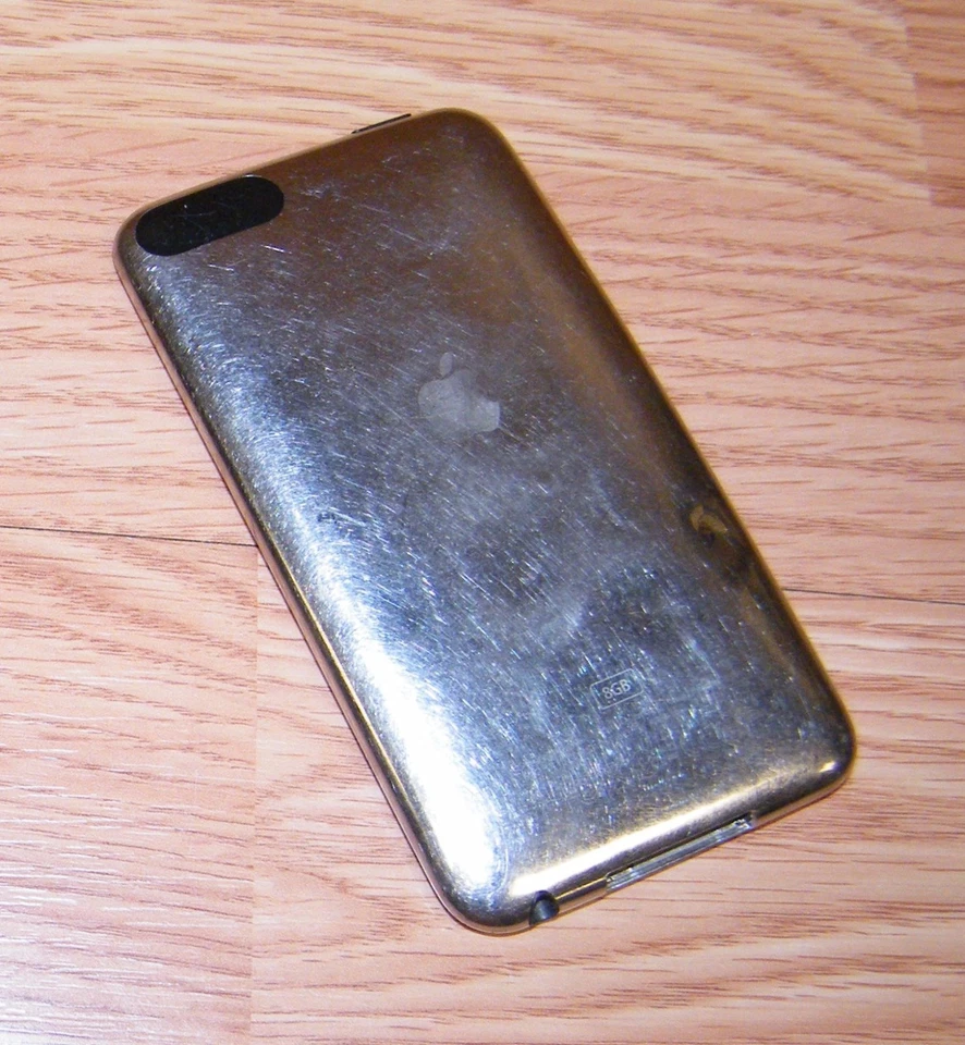 *FOR PARTS* Genuine Apple (A1288) Black 8GB 2nd Generation iPod Touch **READ** - Image 2 of 4