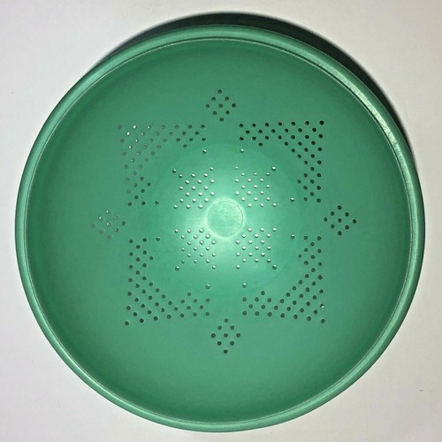 Vintage Tupperware Green Colander Strainer Bowl #339-3 with Lid #516-7 EUC - Picture 8 of 11