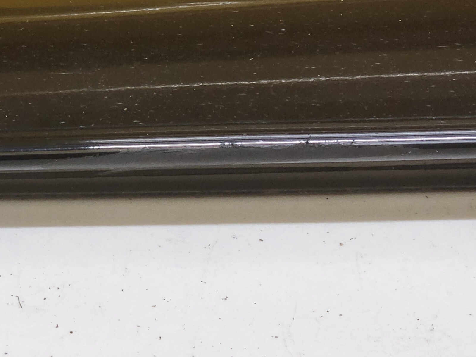 MCLAREN SKIRT DOOR RIGHT MOLDING OEM 22AC951GP GENUINE ORIGINAL