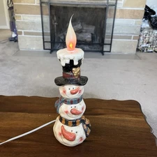 Tall (10.5”) Snowmen Head Light Up Lamp Decor.  Includes Flame Shaped Light Bulb