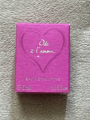 Mini Yves Rocher Ode a L'Amour Eau De Toilette Splash Travel Size 0.16 fl oz New