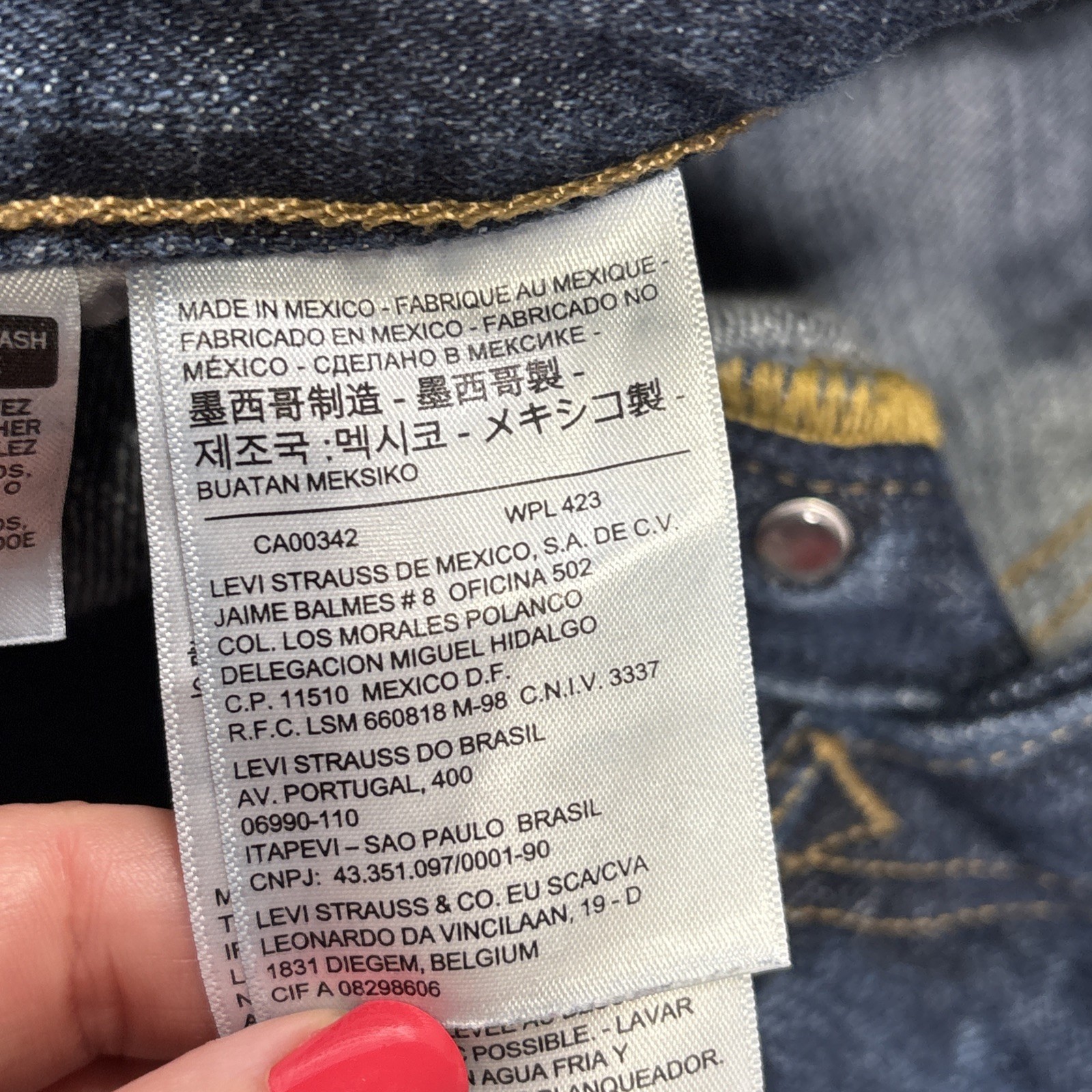 Levis 501 XX Button Fly Jeans Men’s Tag 38x30 Actual 36x28 - View 5