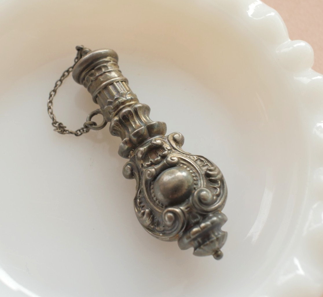 Victorian Sterling Vinaigrette Scent Bottle for a Chatelaine, Perfume bottle