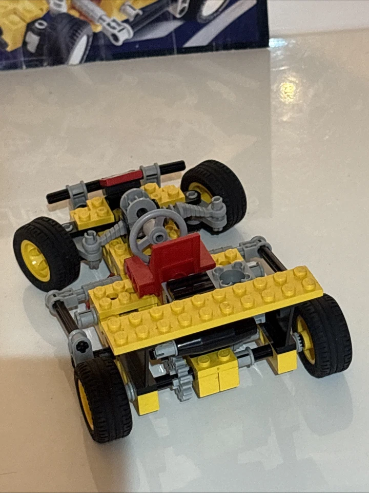 LEGO Technic 8225 Road Rally V / Super Kart, photo 4 of 5