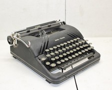 Vintage Smith Corona Silent Portable Manual Typewriter Original Case Black thumbnail