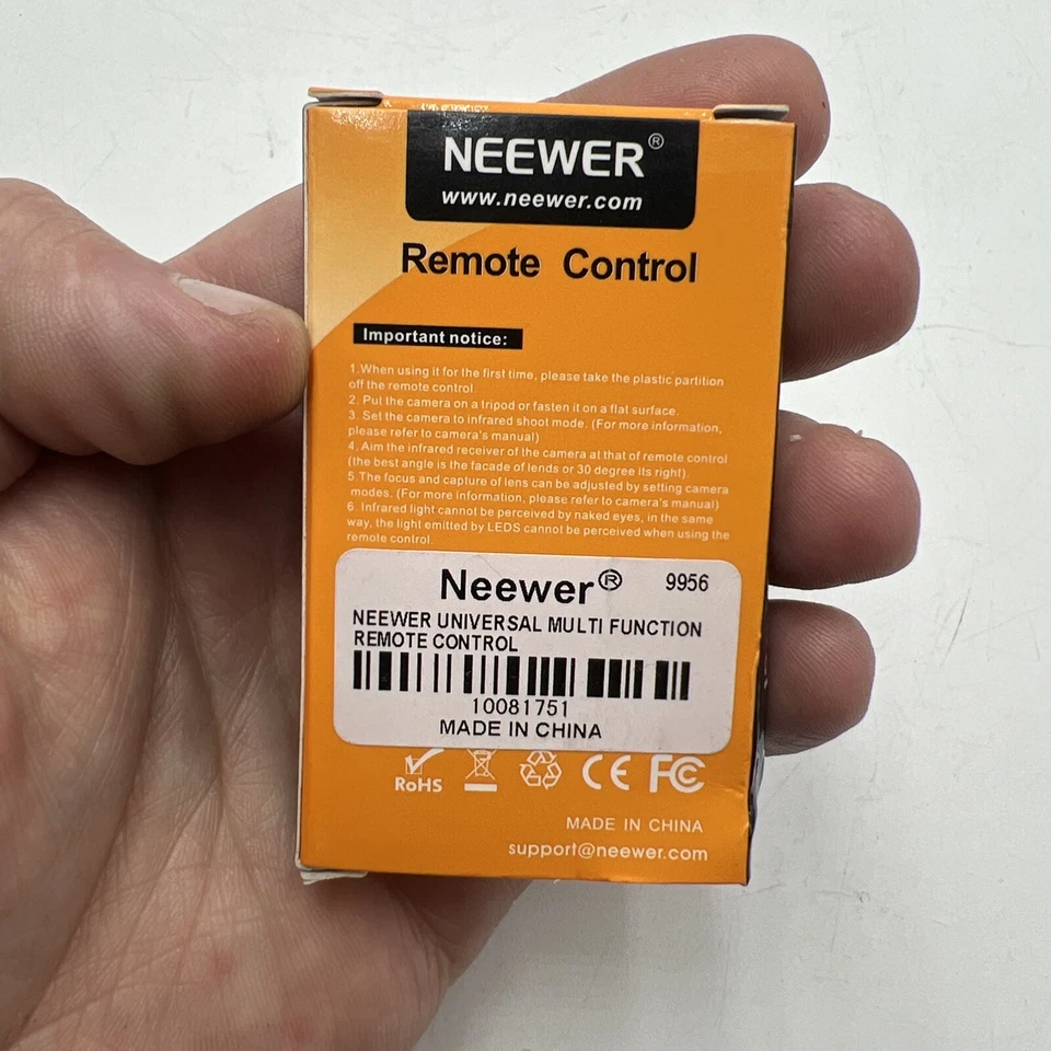 NEEWER IR UNIVERSAL WIRELESS REMOTE CONTROL FOR CANON NIKON SONY PENTAX - NIB! - Image 3 of 4