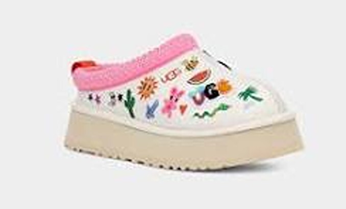 UGG Tazz Slippers Sketch by artist Humberto Cruz Women