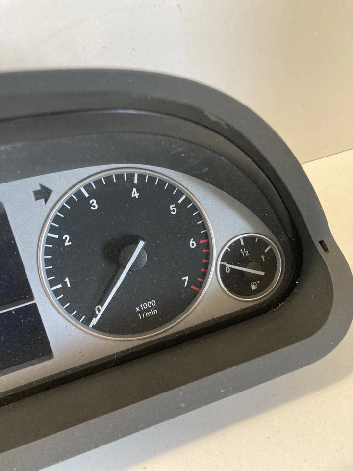 Mercedes W245 Speedometer Taho Instrument A1695404248 B-Class B170 2008 - Image 3 of 4