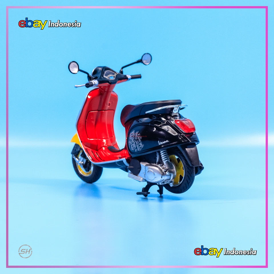 NewRay Custom Vespa Primavera 150 Mickey Mouse Diecast Motor Scooter Bike 1:12 - Image 4 of 4