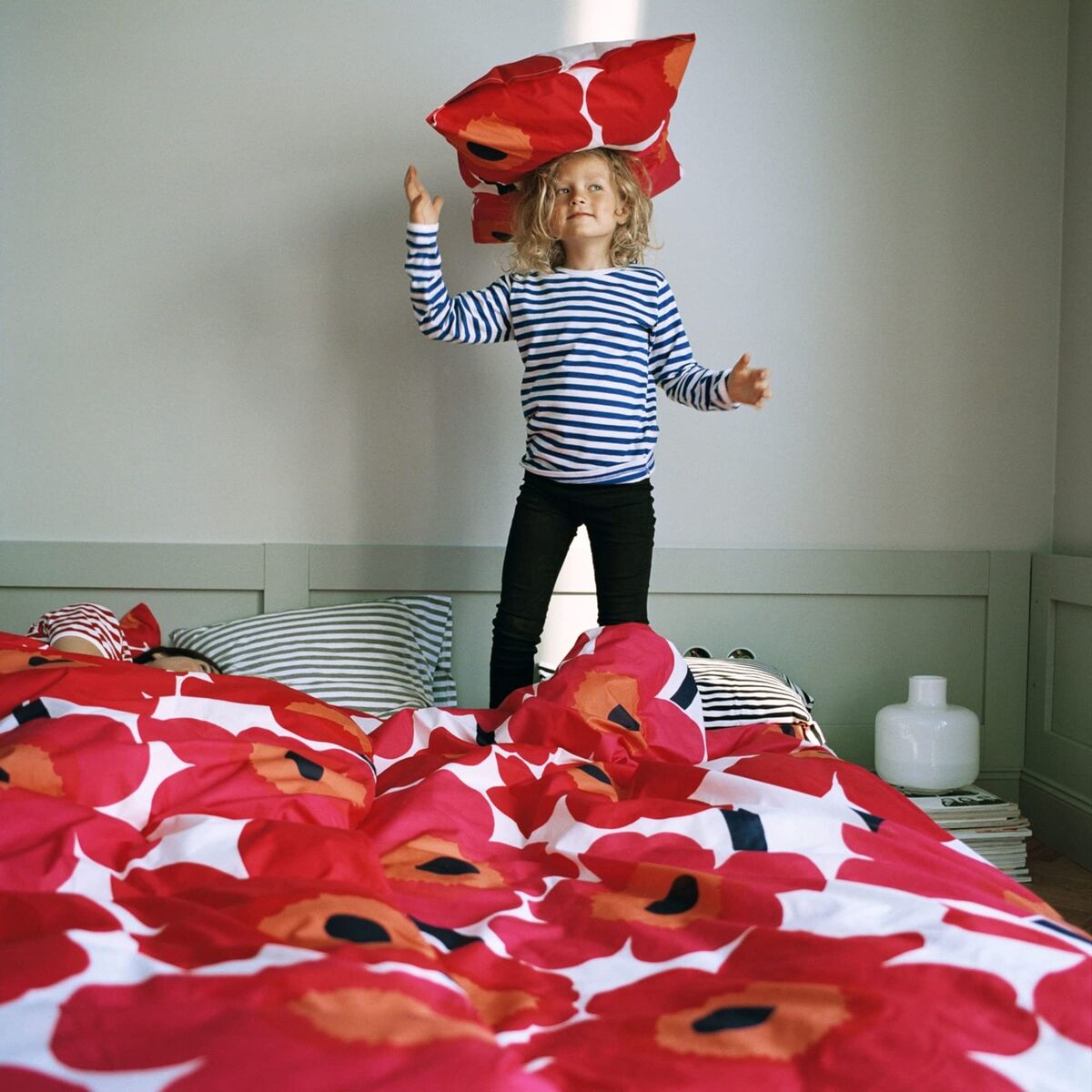 Marimekko - Queen Duvet Cover Set, Cotton Bedding with Marimekko - Queen Duvet Cover Set, Cotton Bedding with