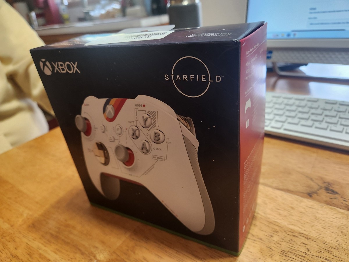 Microsoft Wireless Controller for Xbox One/Series X/S - Starfield