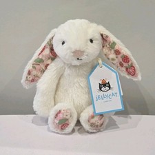 Blossom Cream Bunny 'Berry' Bag Charm Jellycat | Jelly Journal