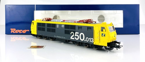 PR242 ROCO H0 62418 - E-LOK RENFE 250.013-0 "TAXI" "T" - NEU! | Zustand: Neu