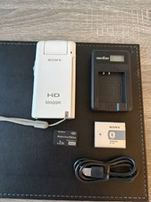 Sony MHS-PM5KHD Bloggie Pocket Digital Camera/Camcorder White