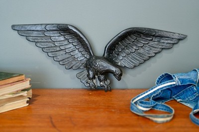 VTG Cast Aluminum Metal Eagle Wall Hanging American Bald Plaque Federal Regency