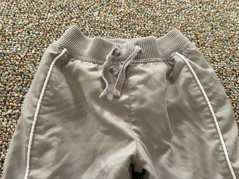 Pantalones deportivos grises Sonoma para niños 6-9M Foto 3 de 3