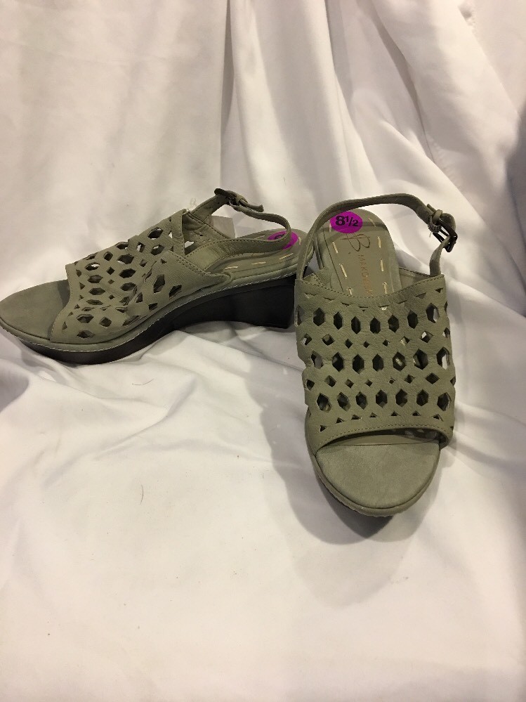 B Makowsky Gray Suede Wedges 8.5 Slingback Open Toe Cutwork 3 Inch Heel Shoes-image