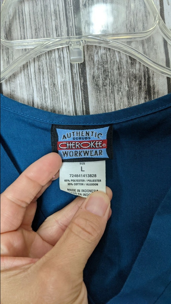 Women's Cherokee Work Wear Scrub Shirt Size Large RN#93643
